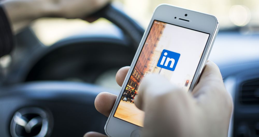 Consultants are Linkedin-active but totally ineffective, says Luk Smeyers